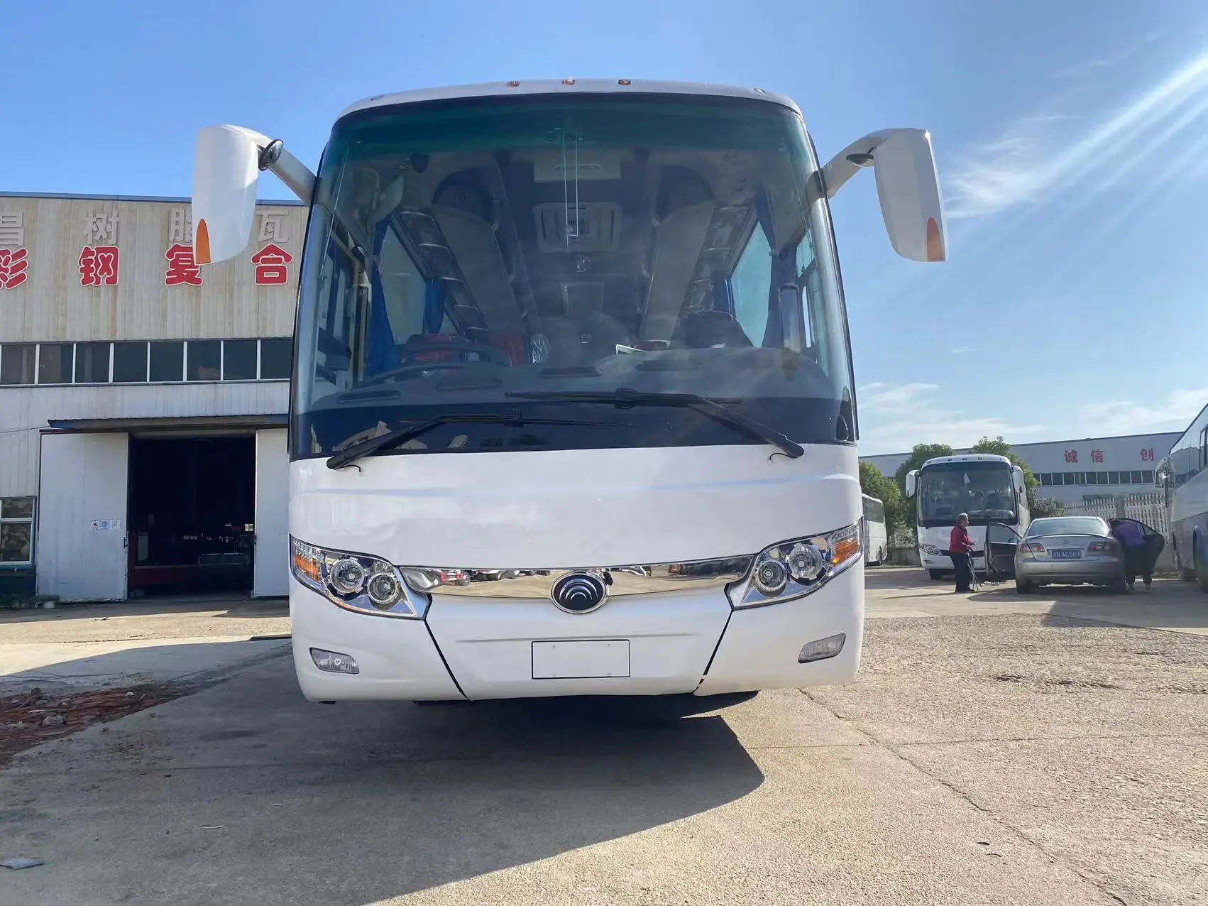 2024 Luxury 35 Seats Travel City School Used Coach Bus for Sale