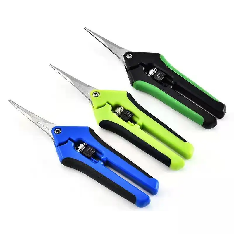 
New gardening scissors with titanium coating 