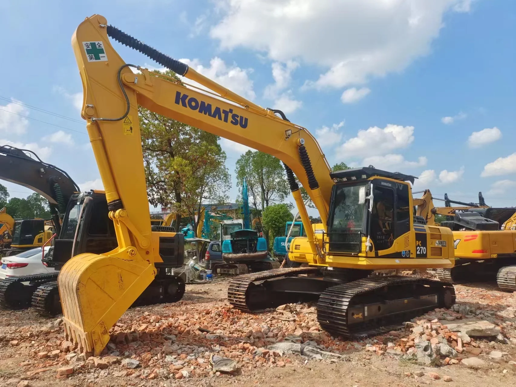 Used Japan Komatsu Pc270-7 Crawler Excavator Heavy Equipment Construction Machinery Excavator For Sale