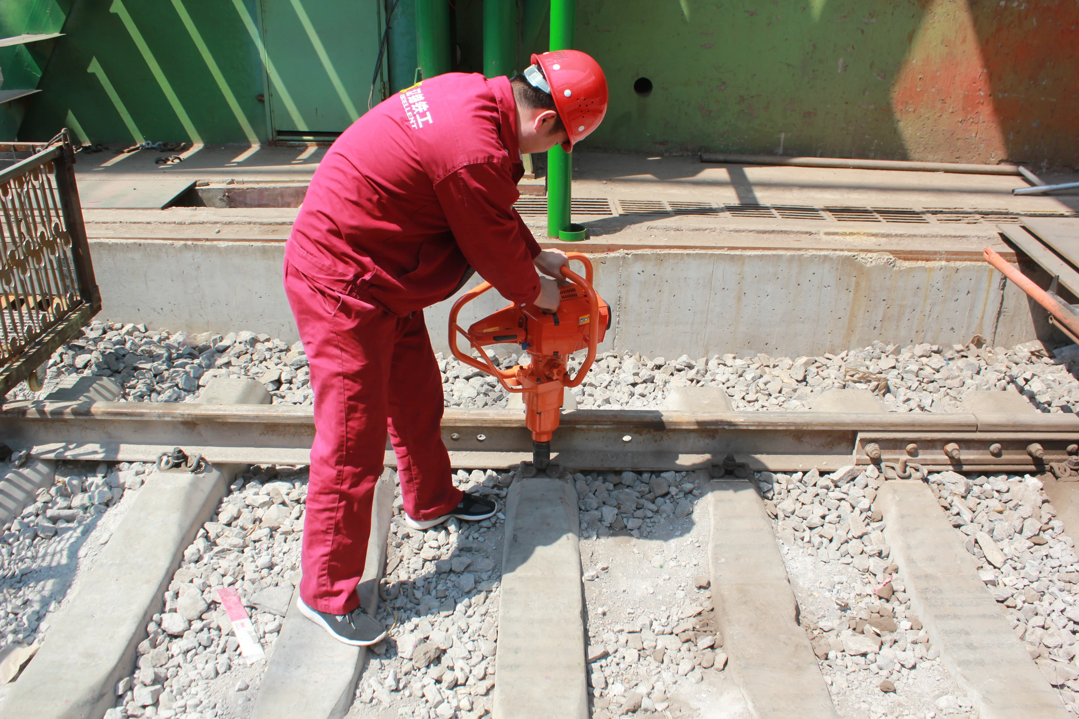 Railway Tool Chinese Supplier Internal Combustion Rail Bolt Wrench Rail Spanner Portable Rail Wrench