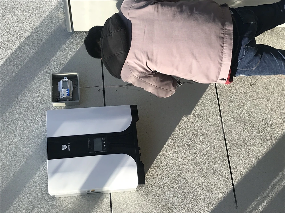 6KW 8KW 10KW On Off Grid 3 Phase Hybrid Three-phase Solar Inverter with MPPT Charge Controller