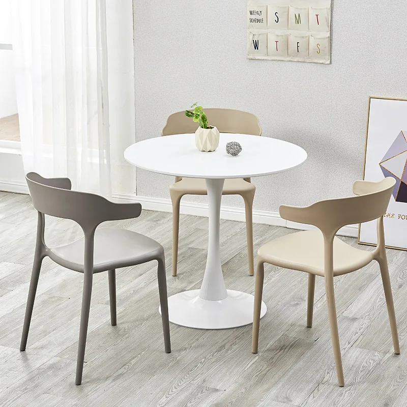 Simple Durable Design Home Furniture Dinner Table Round White Black MDF Tulip Dining Tables for Restaurant
