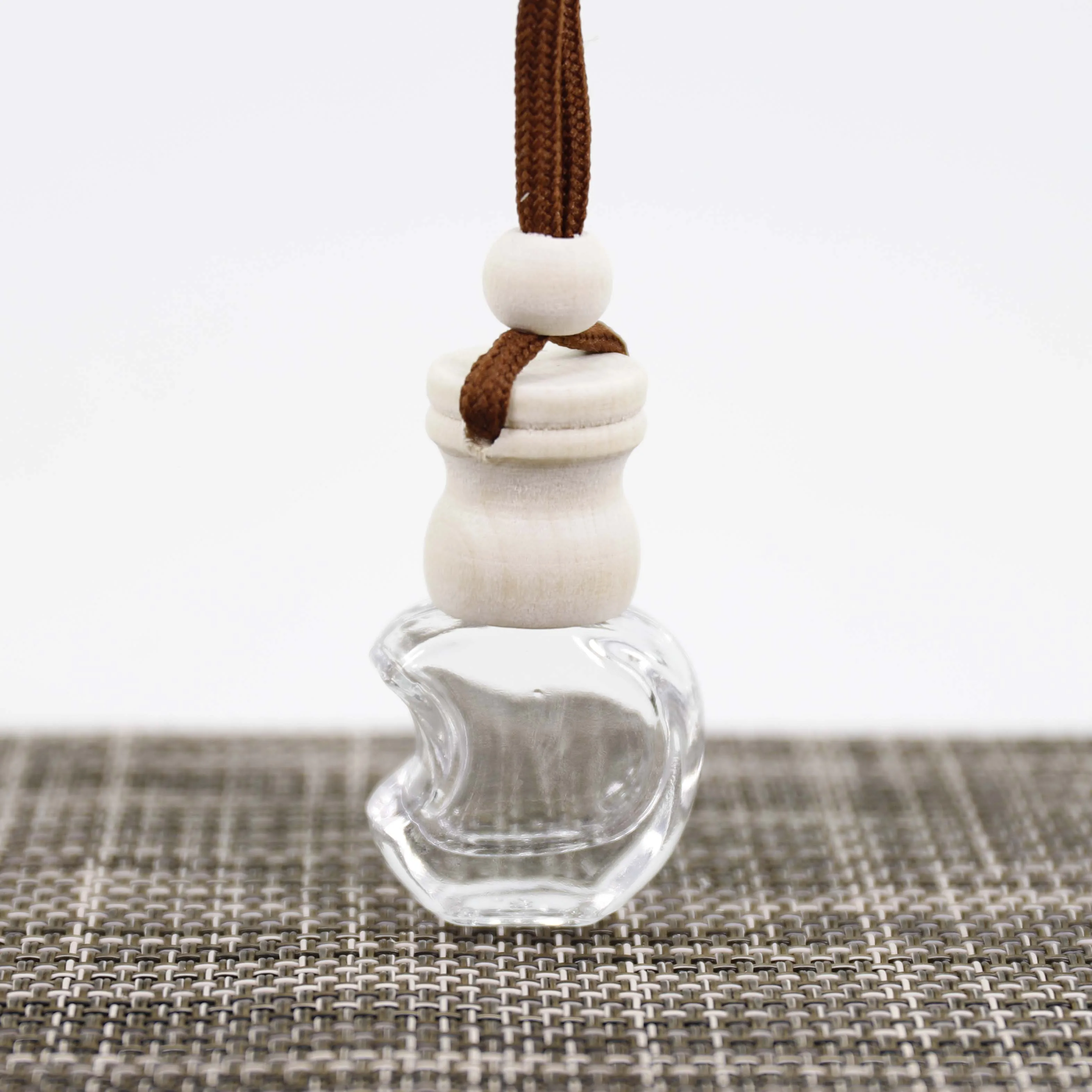 Unique shape 5ml 10ml 15ml glass diffuser refill bottle for perfume