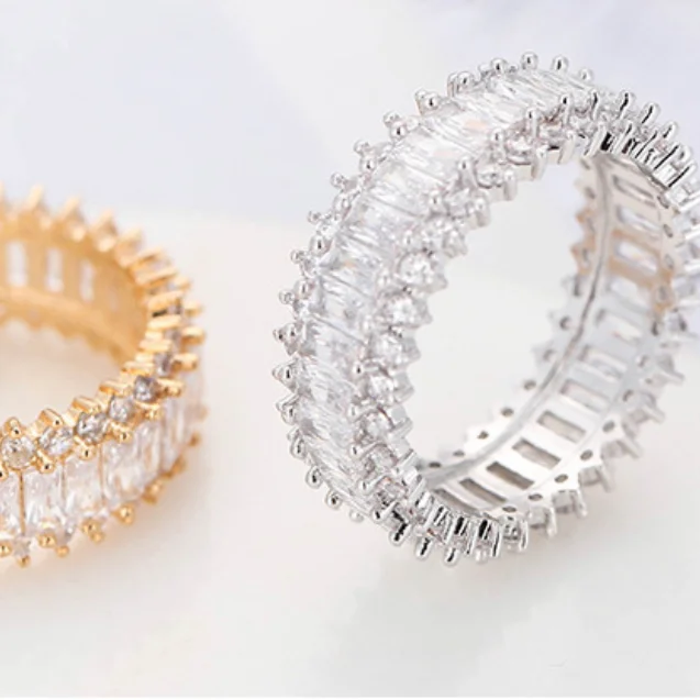 Hot sale european exquisite popular women rings Well Designed cubic zirconia wedding rings