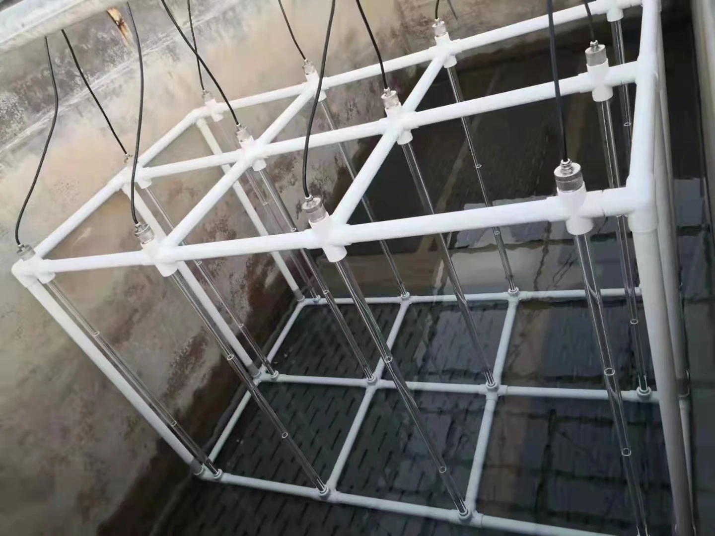 waterproof uvc lamp aquaculture light Integrated submersible water germicidal uv lamp for water Aqua sterilization