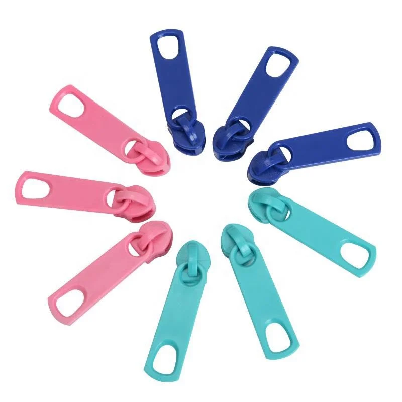 New style  injection plastic luggage zipper slider low temperature resistant plastic zipper head 1688 online