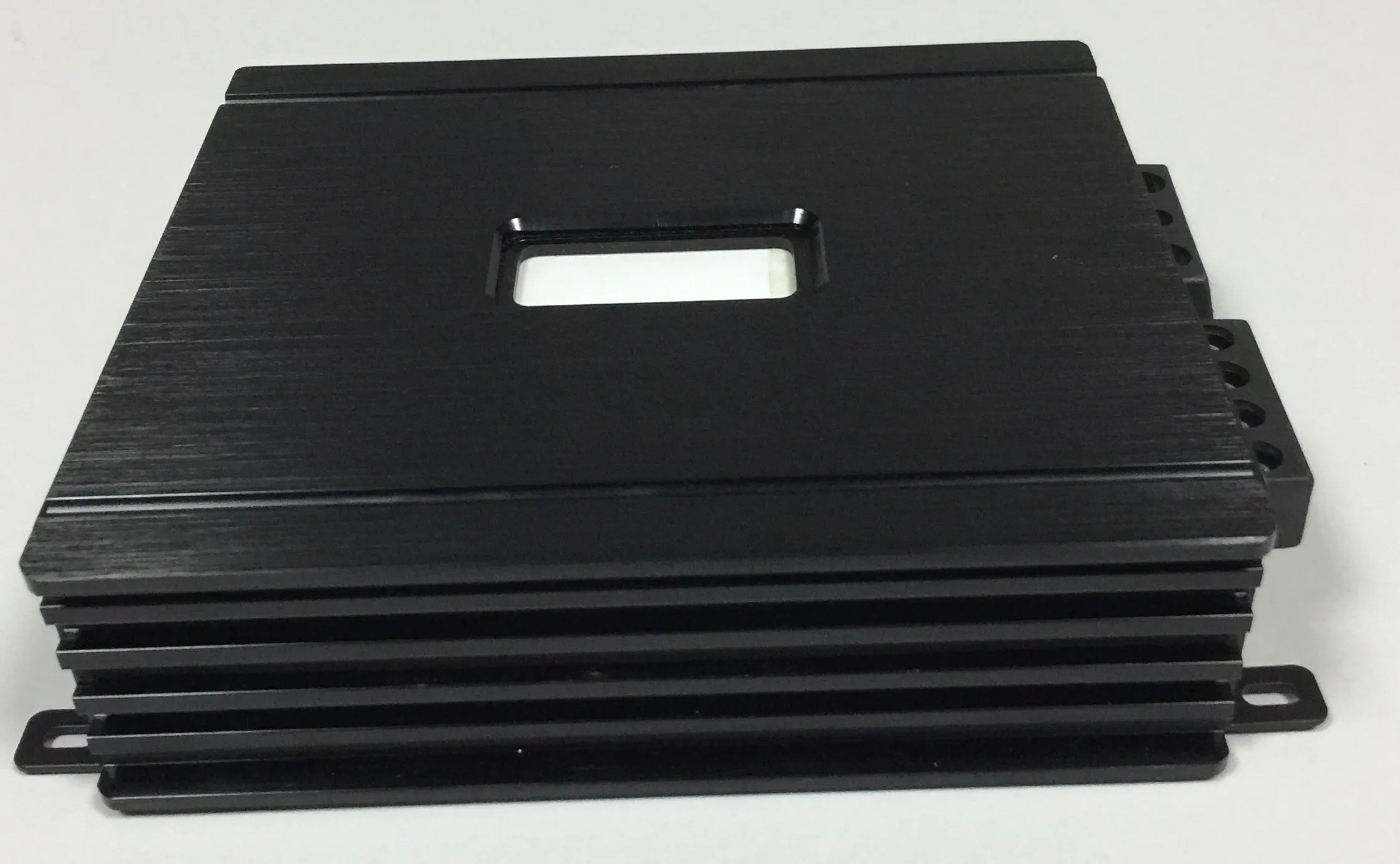 Amplifier car silver 1X600W mini