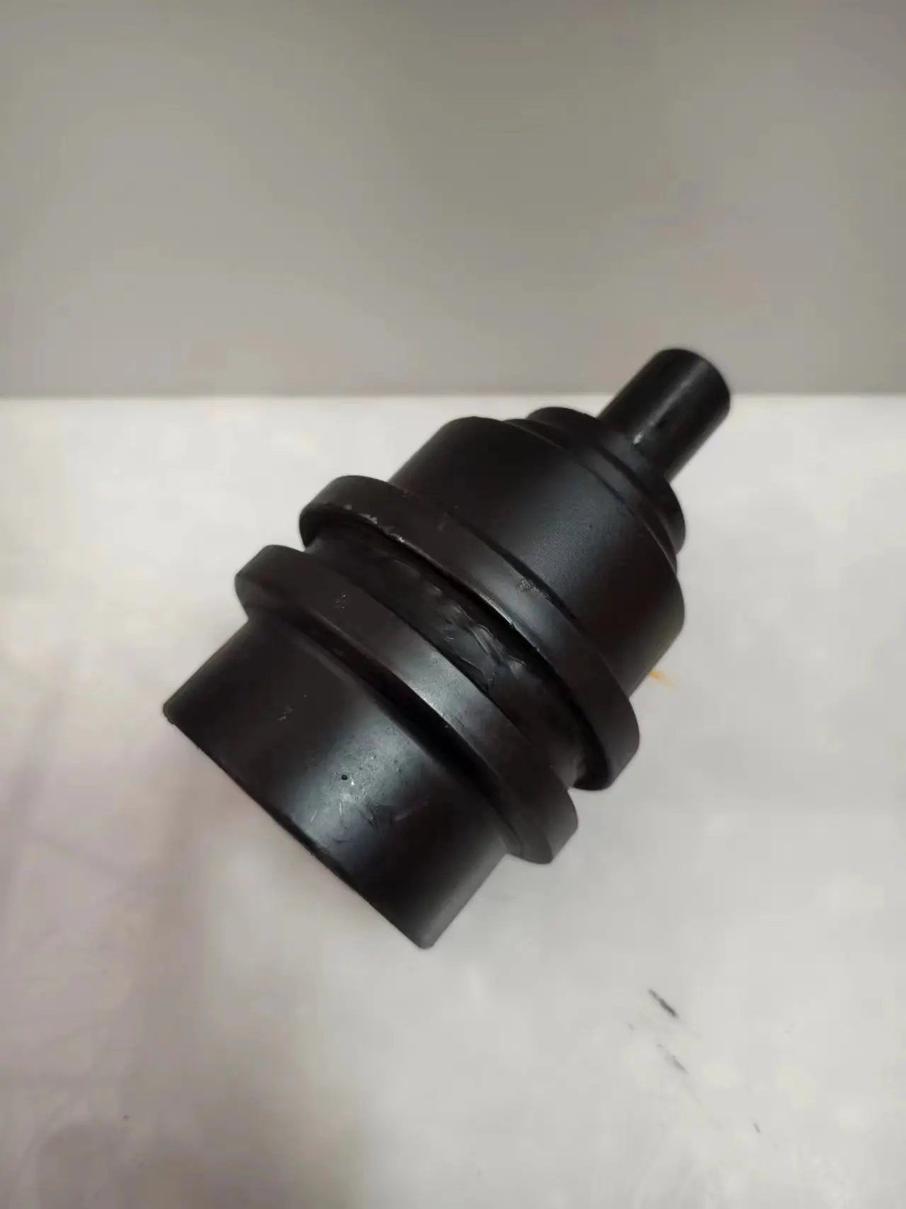 Construction Machinery Ex70 E307 E70B Excavator Undercarriage Parts Carrier Roller Top Roller