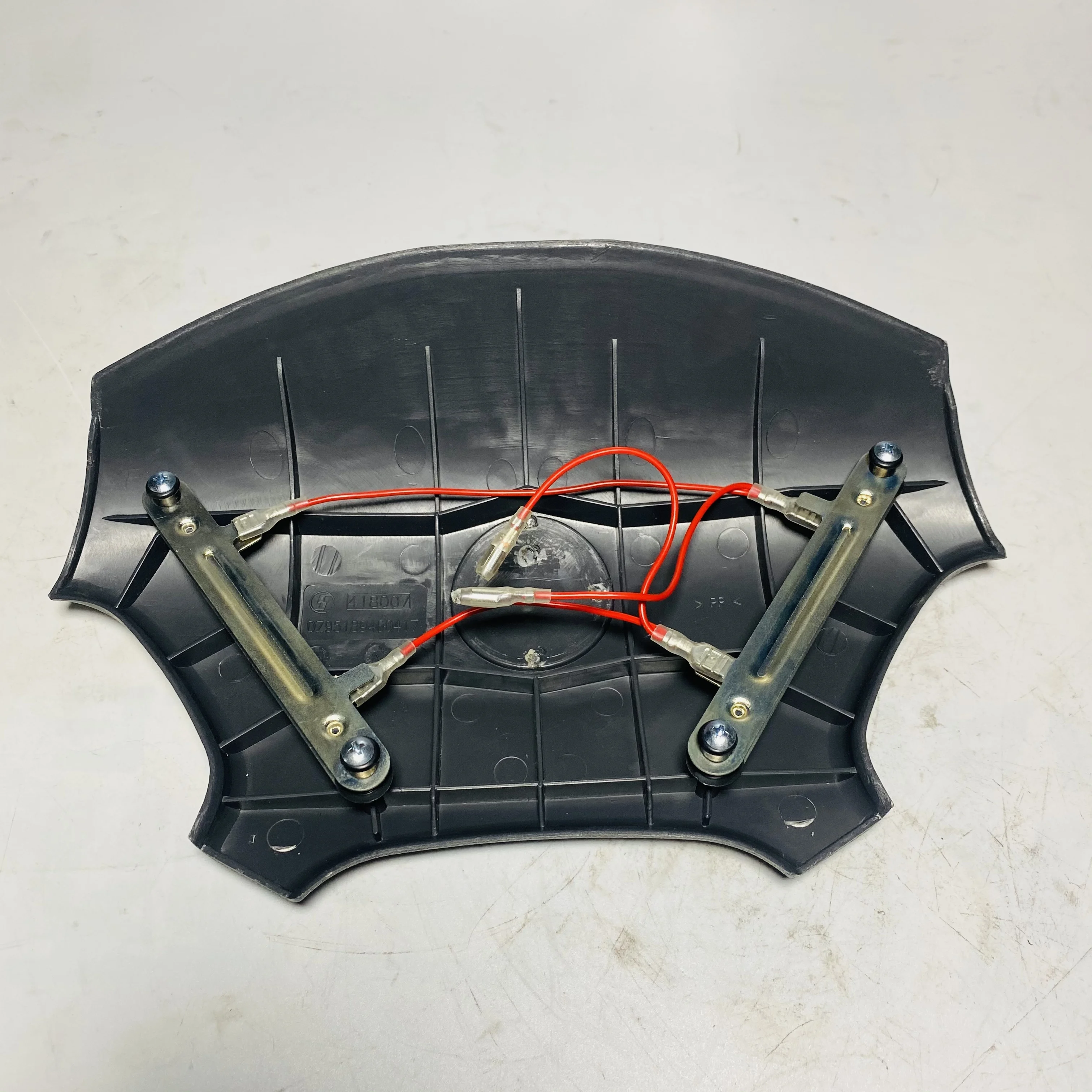 Best Sales SZ946000718 Bus Steering Wheel Assembly Control (450  four spoke structure)