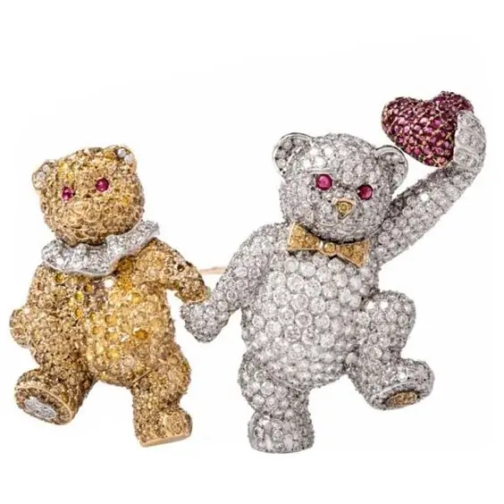 Love bear brooch jewelry  Cheap Price Low MOQ Creative Brooches Cartoon Pins