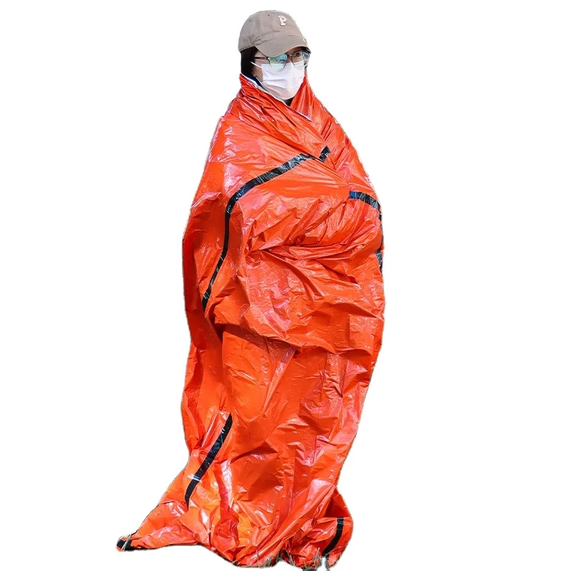 Sleeping bags outdoor camping supplies emergency supplies lifesaving insulation sleeping bags