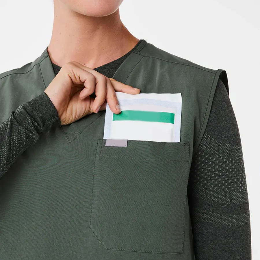 Bestex Custom V Neck Sleeveless Scrubs Vest Side Slits Scrubs Leggings Nursing Medical Scrubs Uniforms Sets Vendor for Women