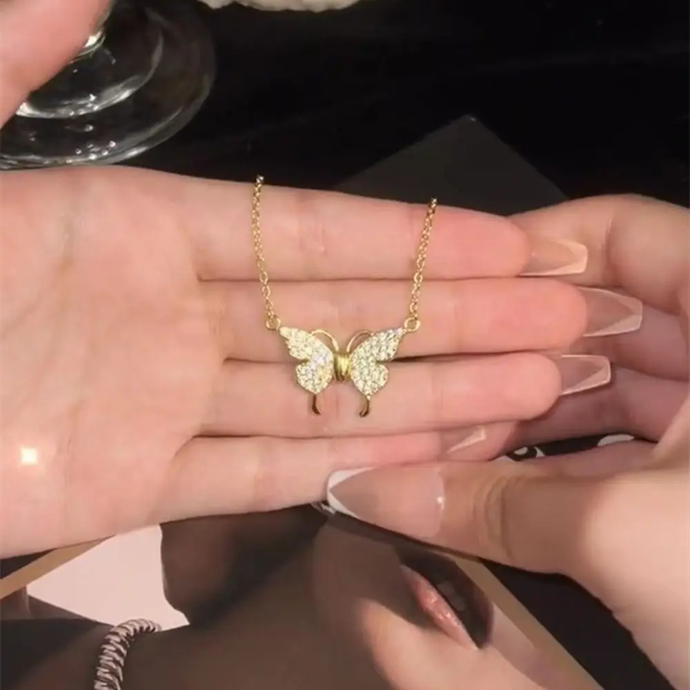 2023 New Elegant Real 18k Gold Plated Micro Insert  Full Zircon Stone Butterfly Pendant Magnetic Friend Necklace For Women