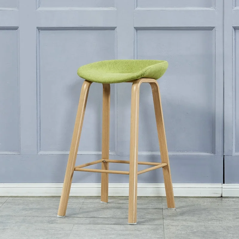 2020 Alibaba China Suppliers modern bar furniture /new design high bar chair/modern style wood leg fabric bar chair
