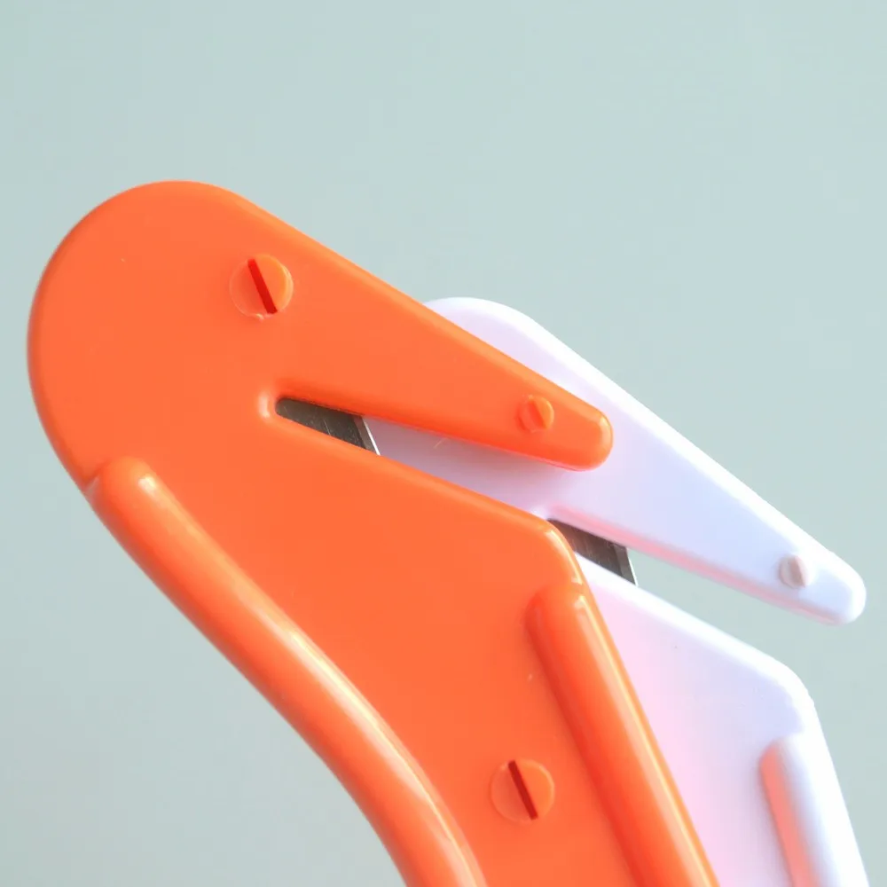 Print LOGO  Safety Blade Cutter Vehicle Seat Belt Guard Knife Temporary cutter Safe cutter