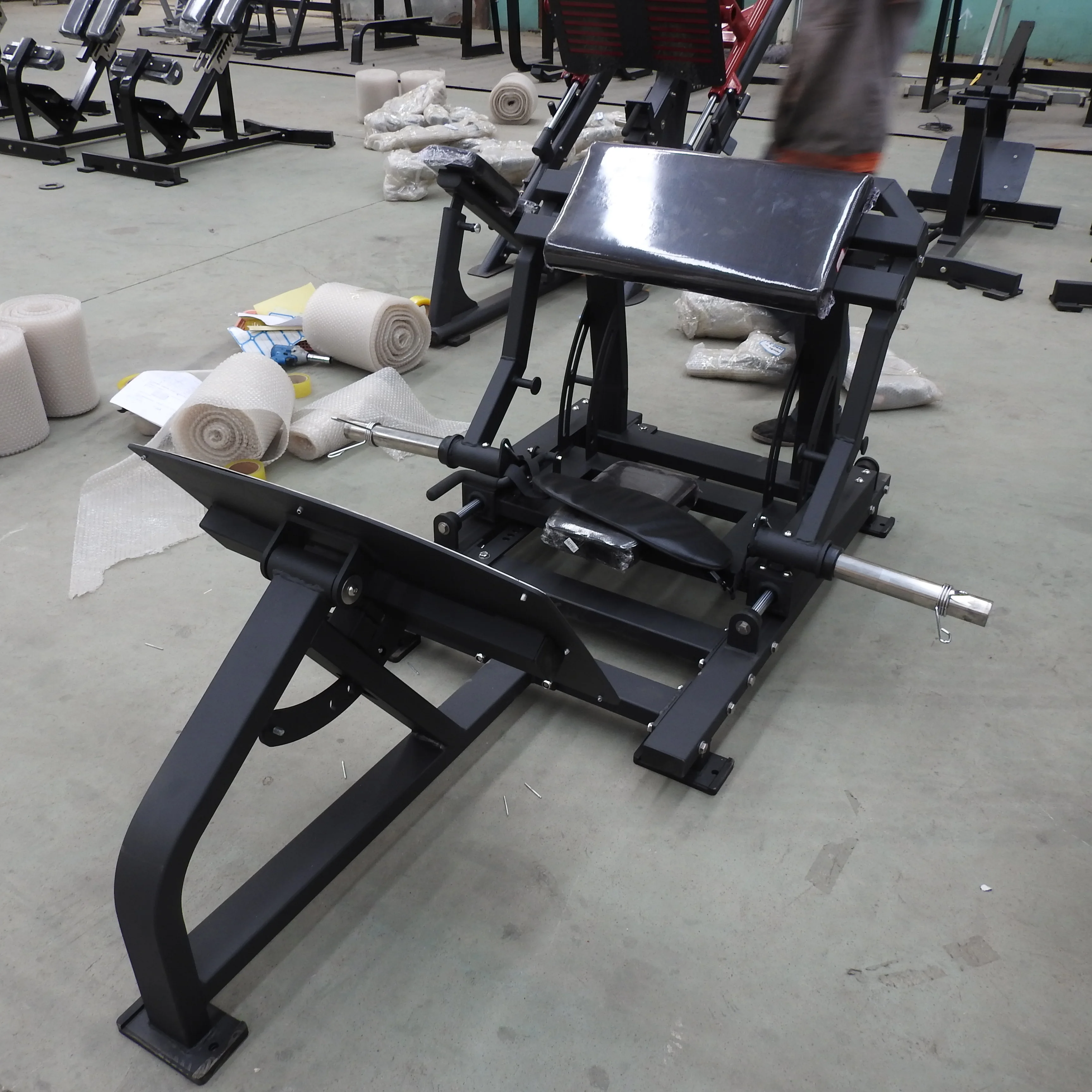 fitness strength Hip Thrust Glute trust Builder Machine Booty Drive Bridge Gym fitness Machine