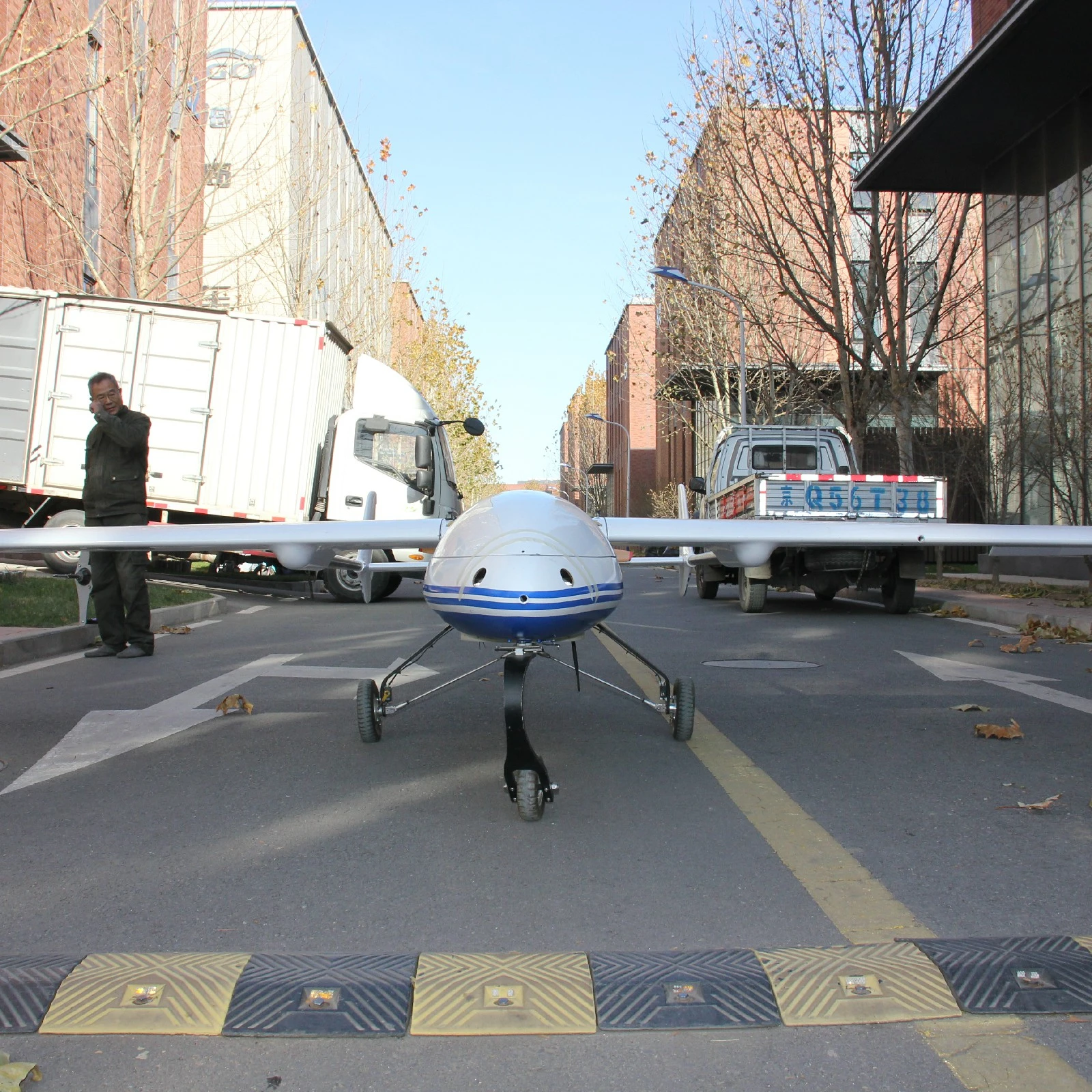 
Honeycomb Fixed-Wing Gasoline-power UAV 50kg Payload Long Range Drone with Fixed Wing 