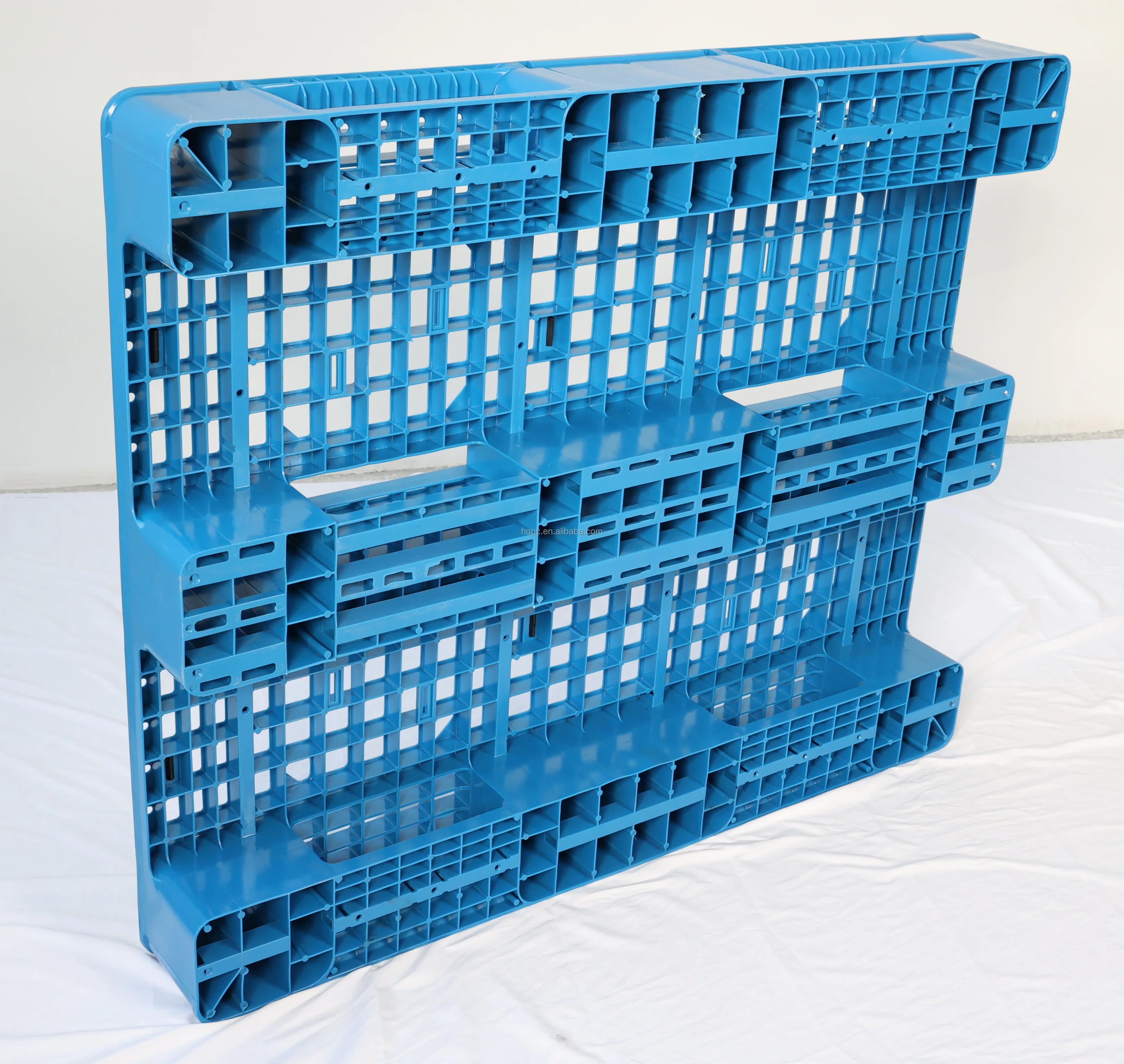 1200*1000 Heavy Duty Euro HDPE Plastic Pallets Industrial Three Skids Large Stackable Four Way Customizable for Storage