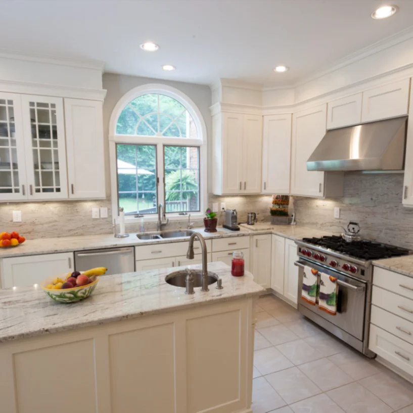 Contemporary L-shape Medium Kitchen With Solid Wood Shaker Cabinets Modular Customized Kitchen Cabinet