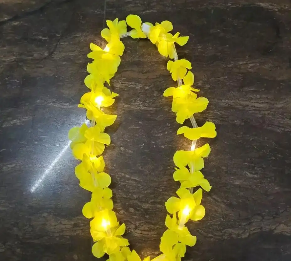 LED Hawaiian Leis Light Up Flower Necklace Luau Rainbow Tropical Hawaiian Beach Party Carnival Decorations