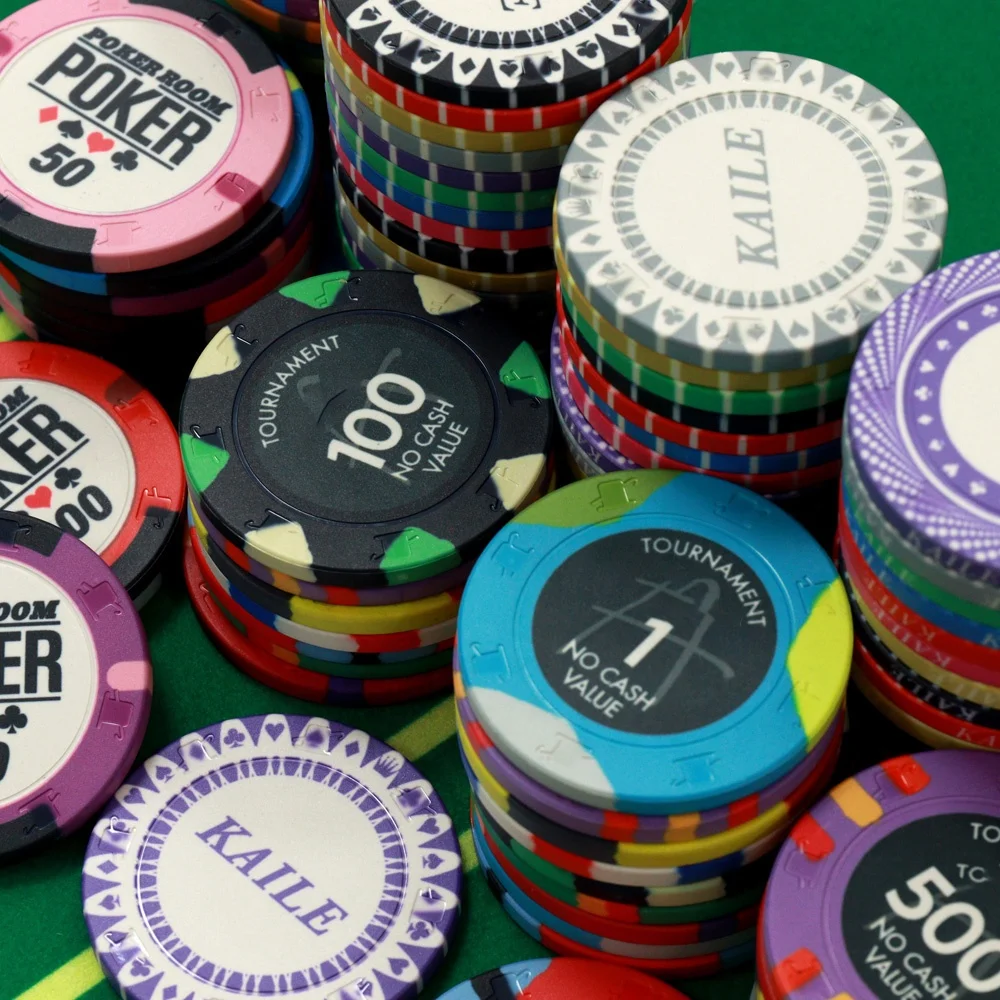 Wholesale 39mm ceramic poker chips manufacturing 10g top hat and cane mold design custom logo design accepted for casino game