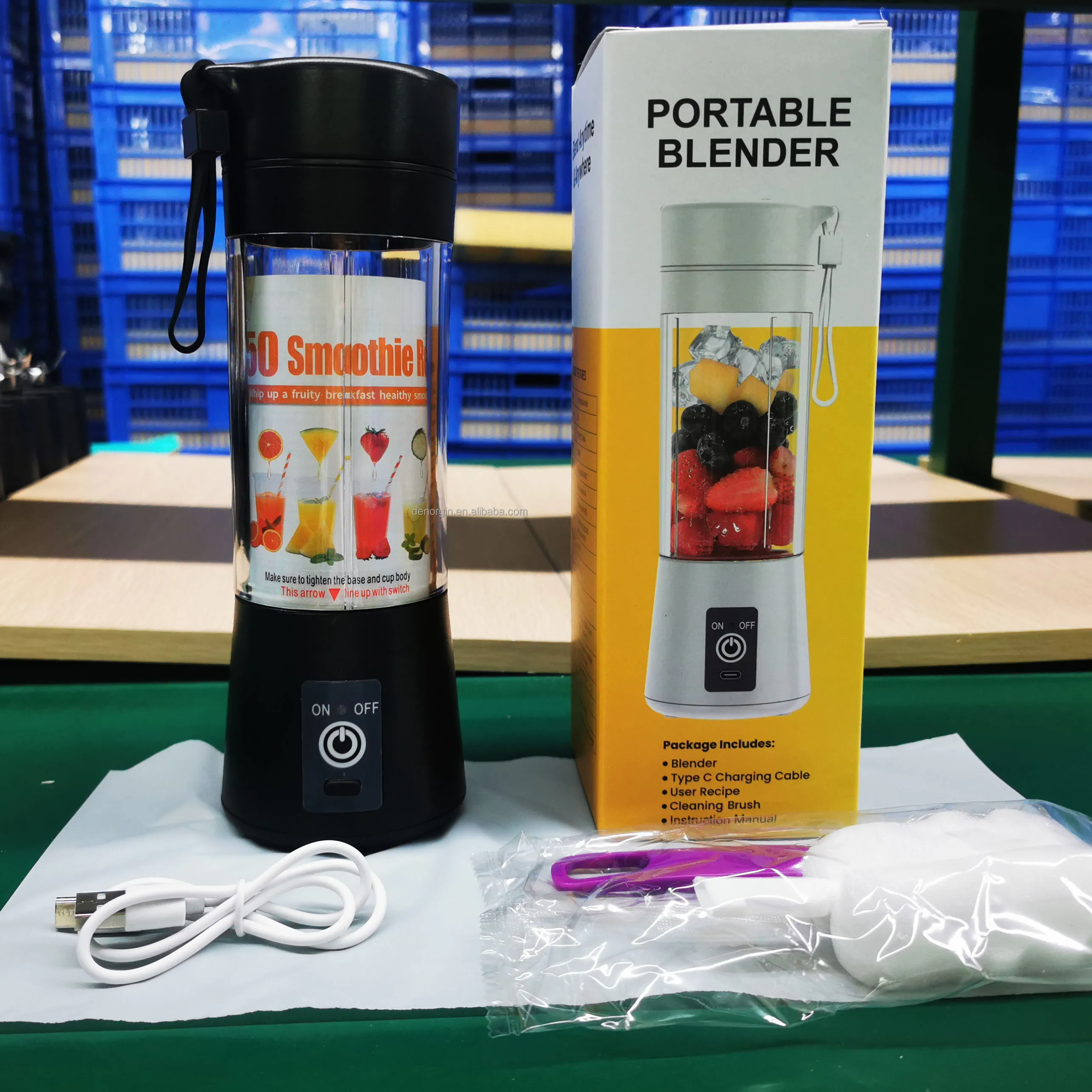 Sleek Design USB Rechargeable Blender for Shakes, Juices and Smoothies Easy to Carry for Travel, Gym Portable Juicer Cup