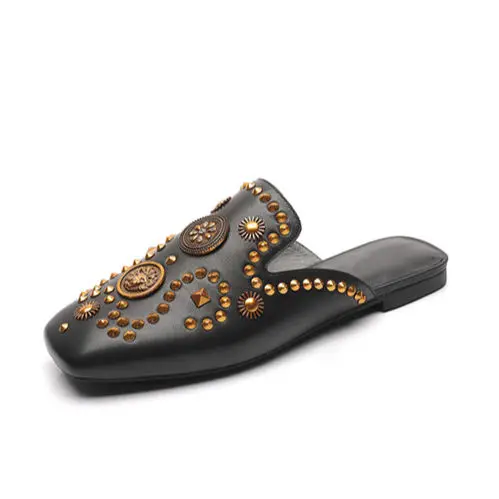 2023 Custom Genuine Leather Mules Manufacturer Casual Flat Mules Gold Rivet Outdoor Flat Slippers Custom Mental Rivet Mules