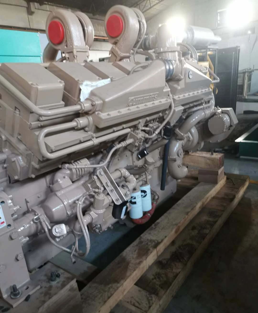  Оригинальный Cummins dcec дизельный двигатель KTA50-C1600 SO60225 для строительной техники БелАЗ 75131