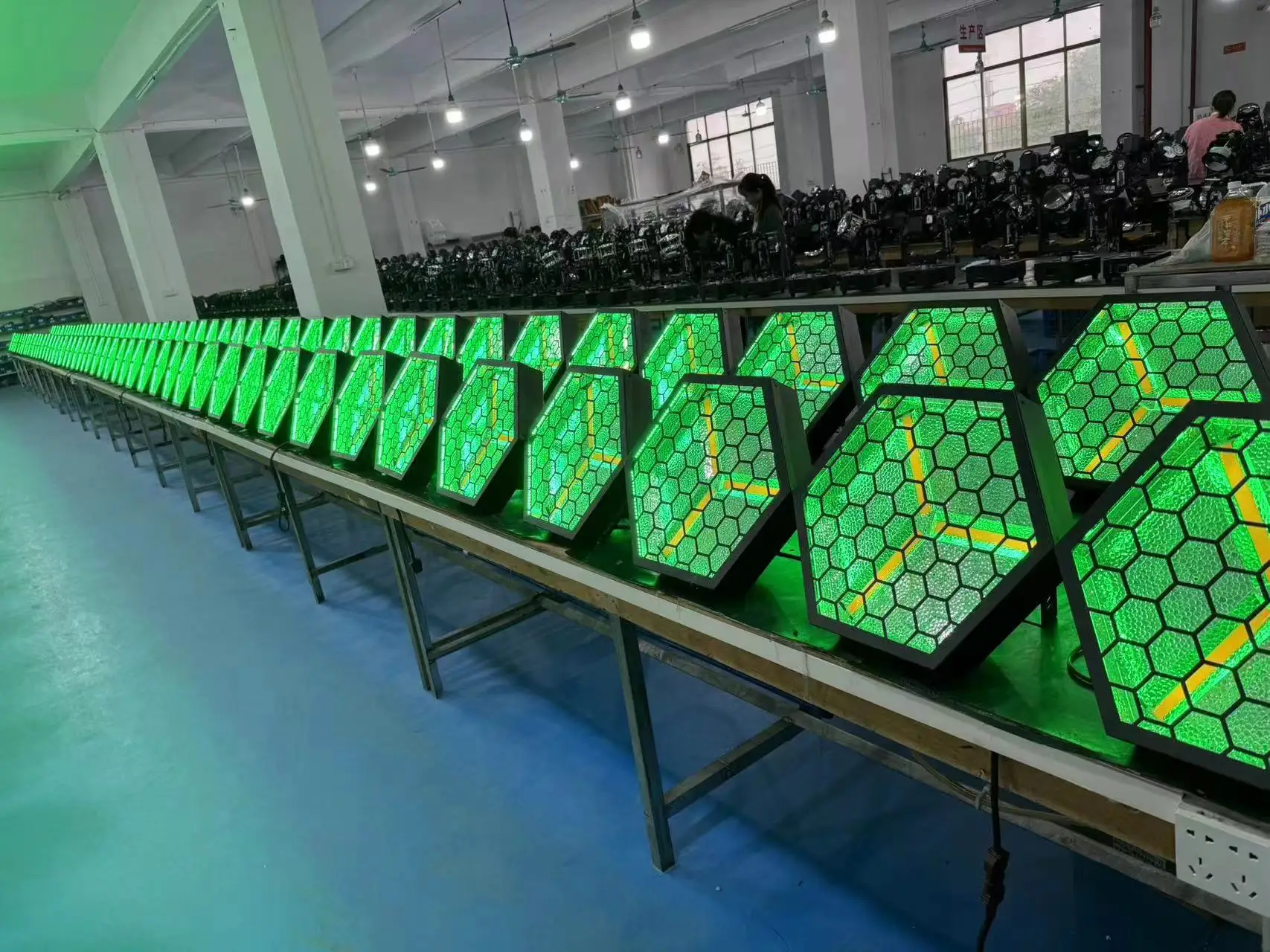 superior quality Large hexagonal retro light (with auxiliary light)