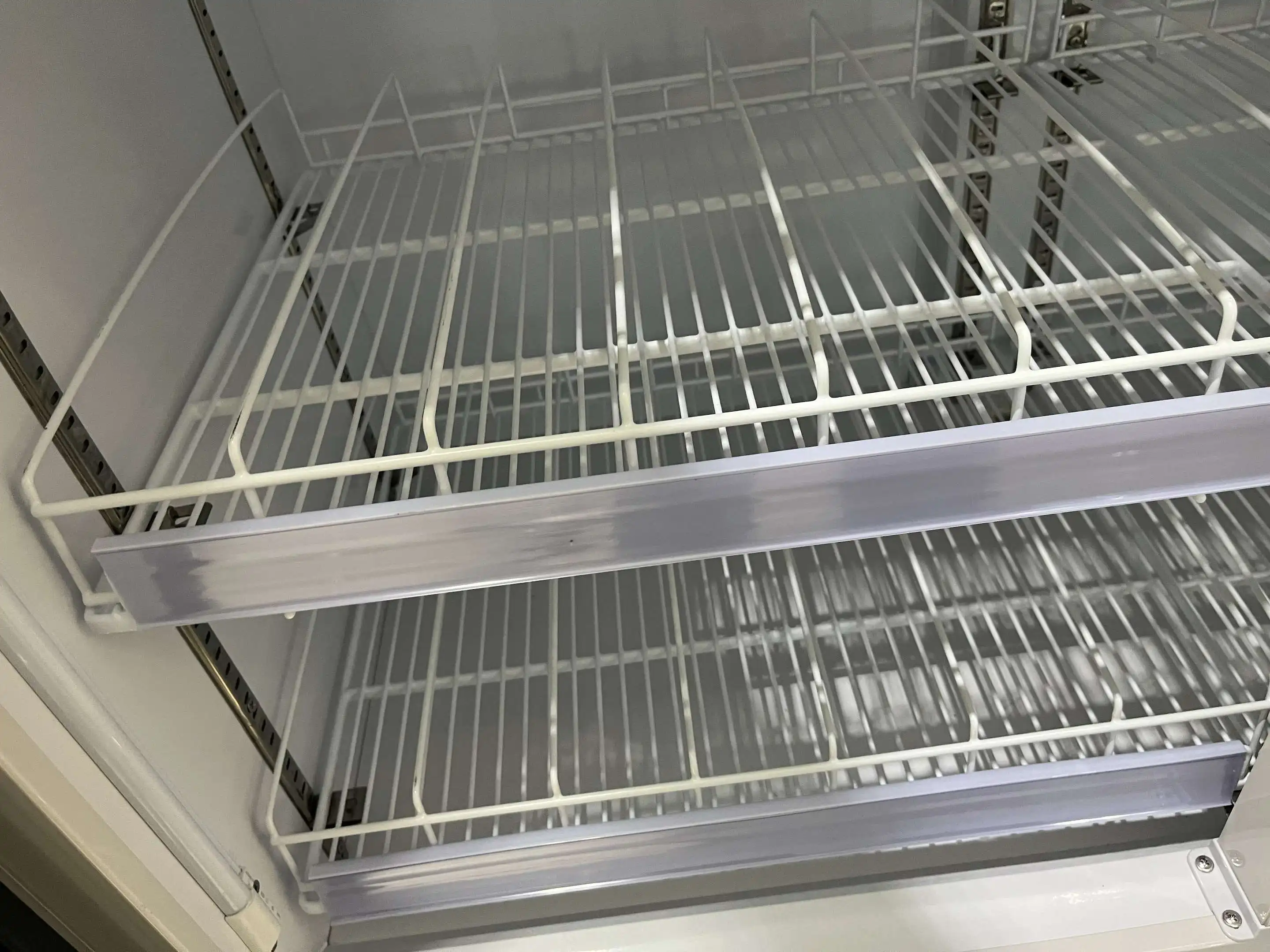 Hot Wholesale Upright Freezer Commercial Glass Door Display Freezer Guangdong Refrigerator Freezer