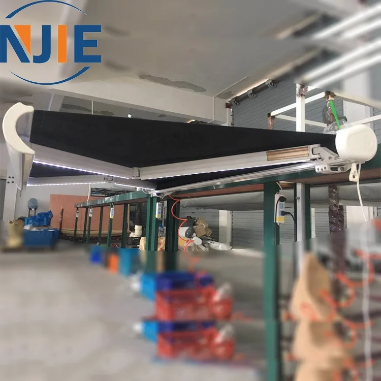 High quality retractable aluminum outdoor canopy balcony awning design with metal brackets for awning