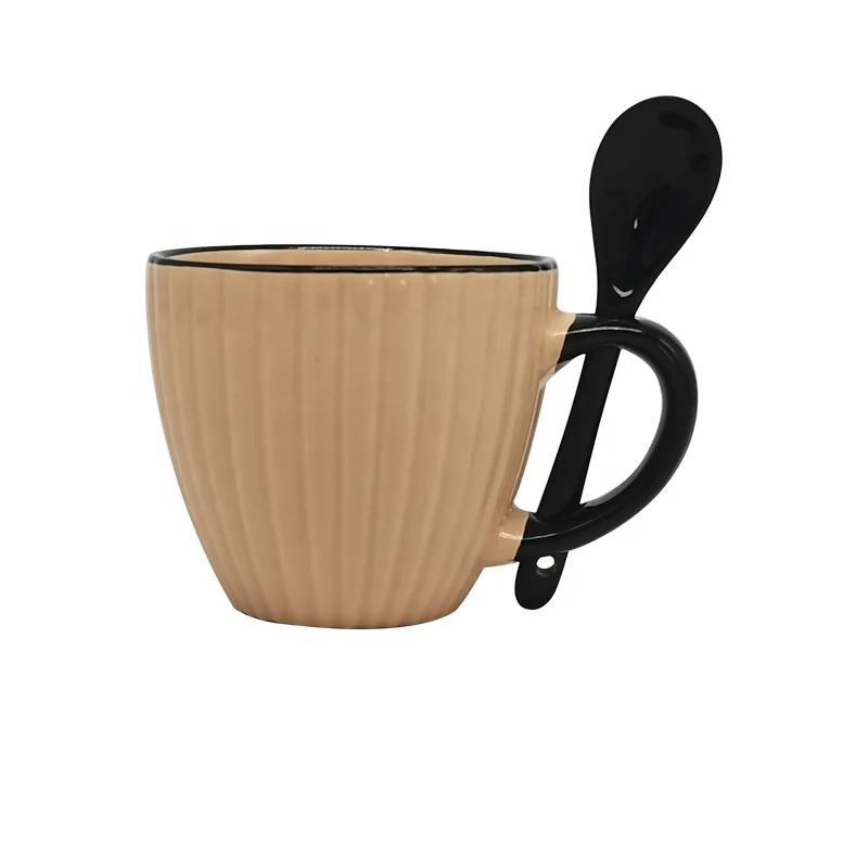 2022 New design coffee mug ceramic mugs cup with spoon with Embossed stripe