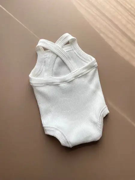 Summer Gender Newborn Baby Romper Vest Soft Ribbed Cotton Baby Bodysuit Cross Back Snap Button Closure One Piece Kids Jumpsuit