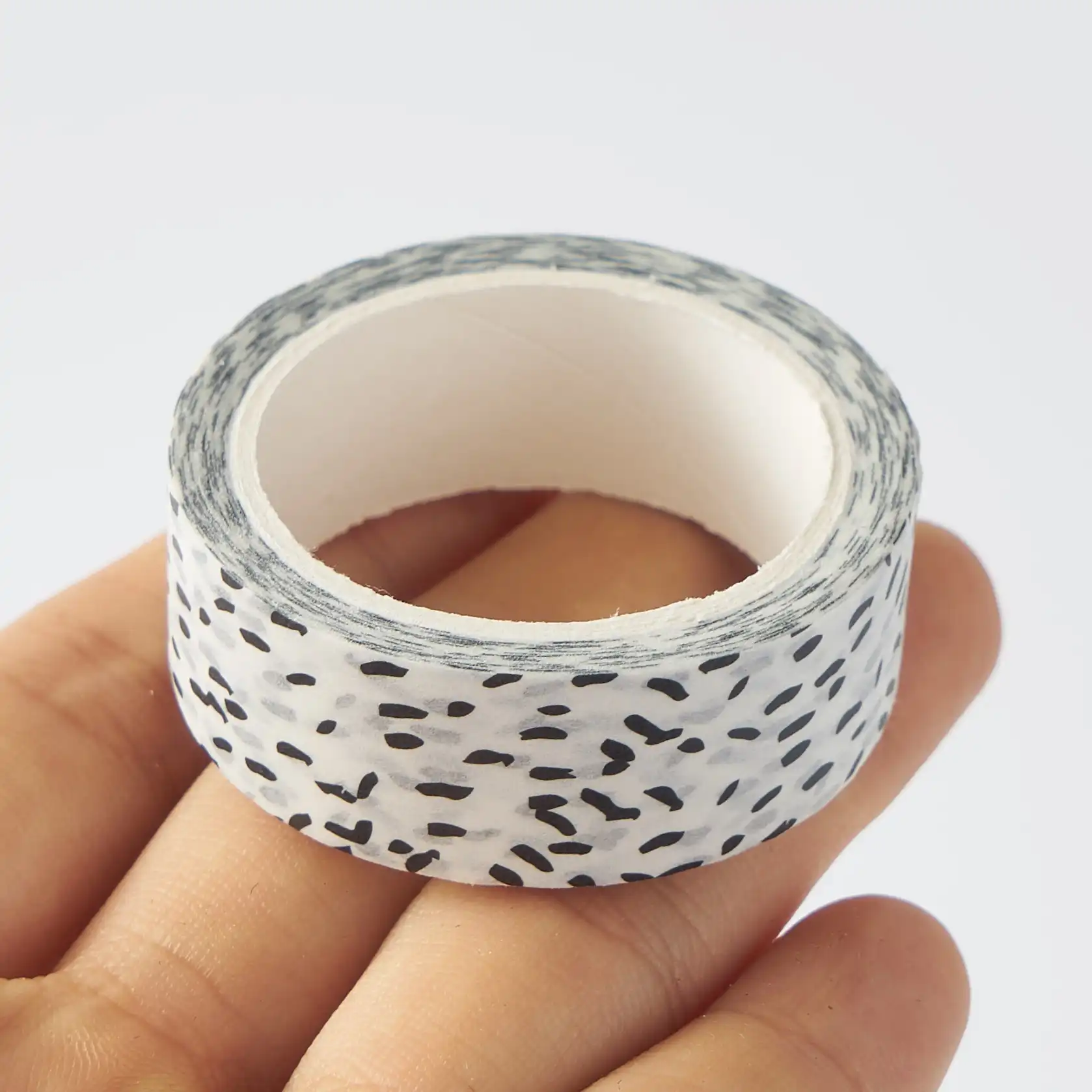 
Japanese cartoon tape Used for art and DIY crafts, scrapbooks, bullet periods, notepad, gift packaging, holiday decoration 