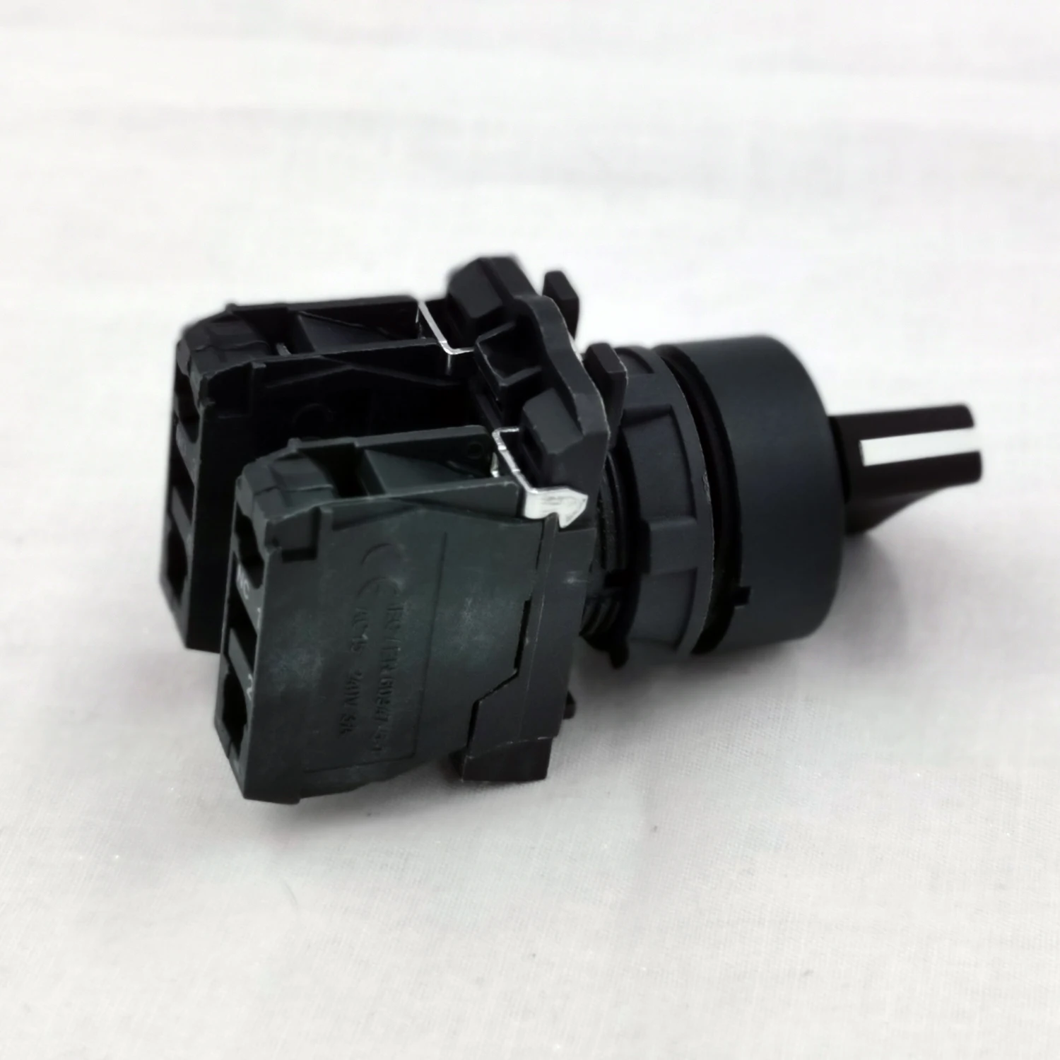 22mm selector switch 2 position with latching XB5 AD25 with 1NO1NC selector push button switch