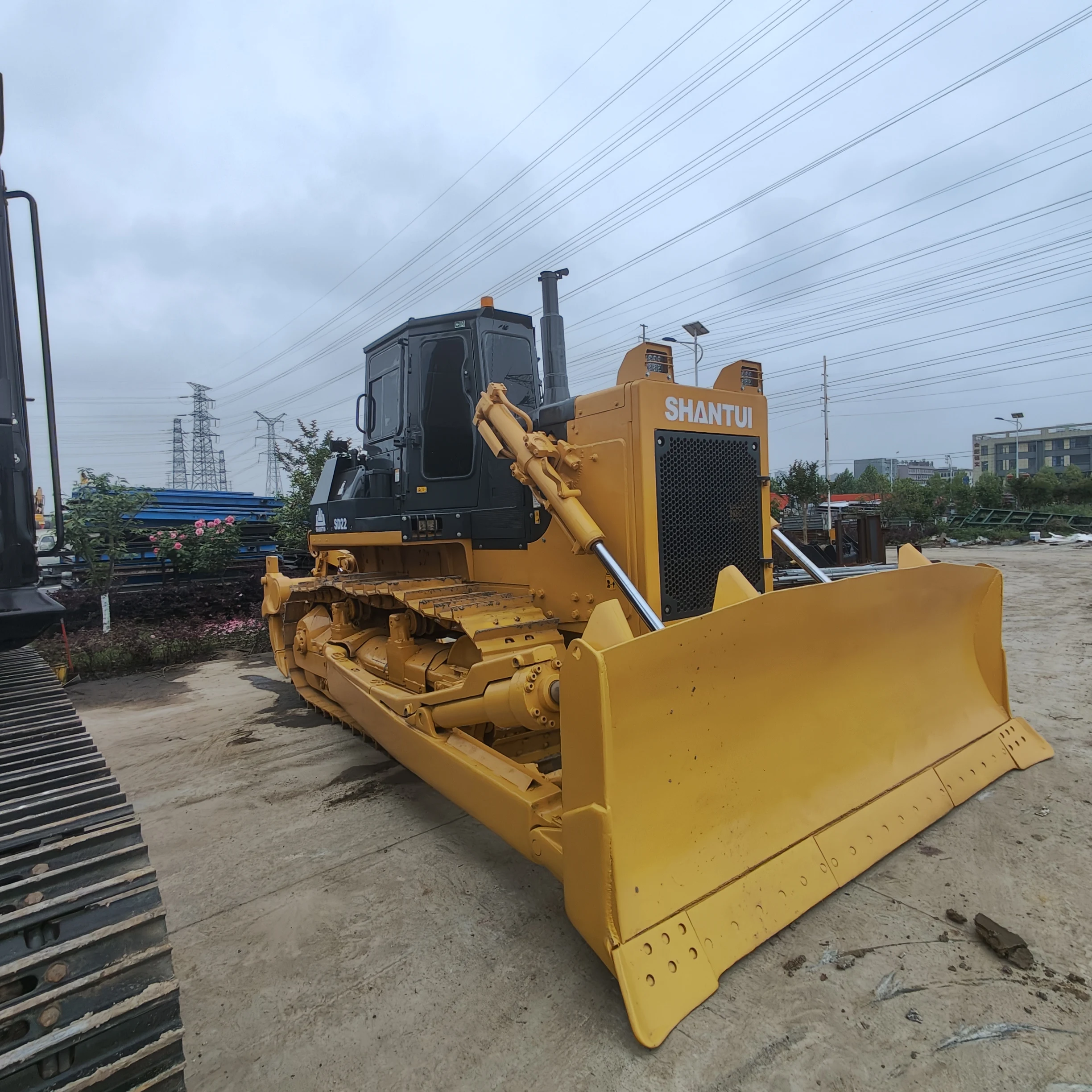 Бульдозер Shantui SD16 SD22 SD32 SD42 SD52 SD90 по конкурентоспособной цене продажа подержанного бульдозера SHANTUI