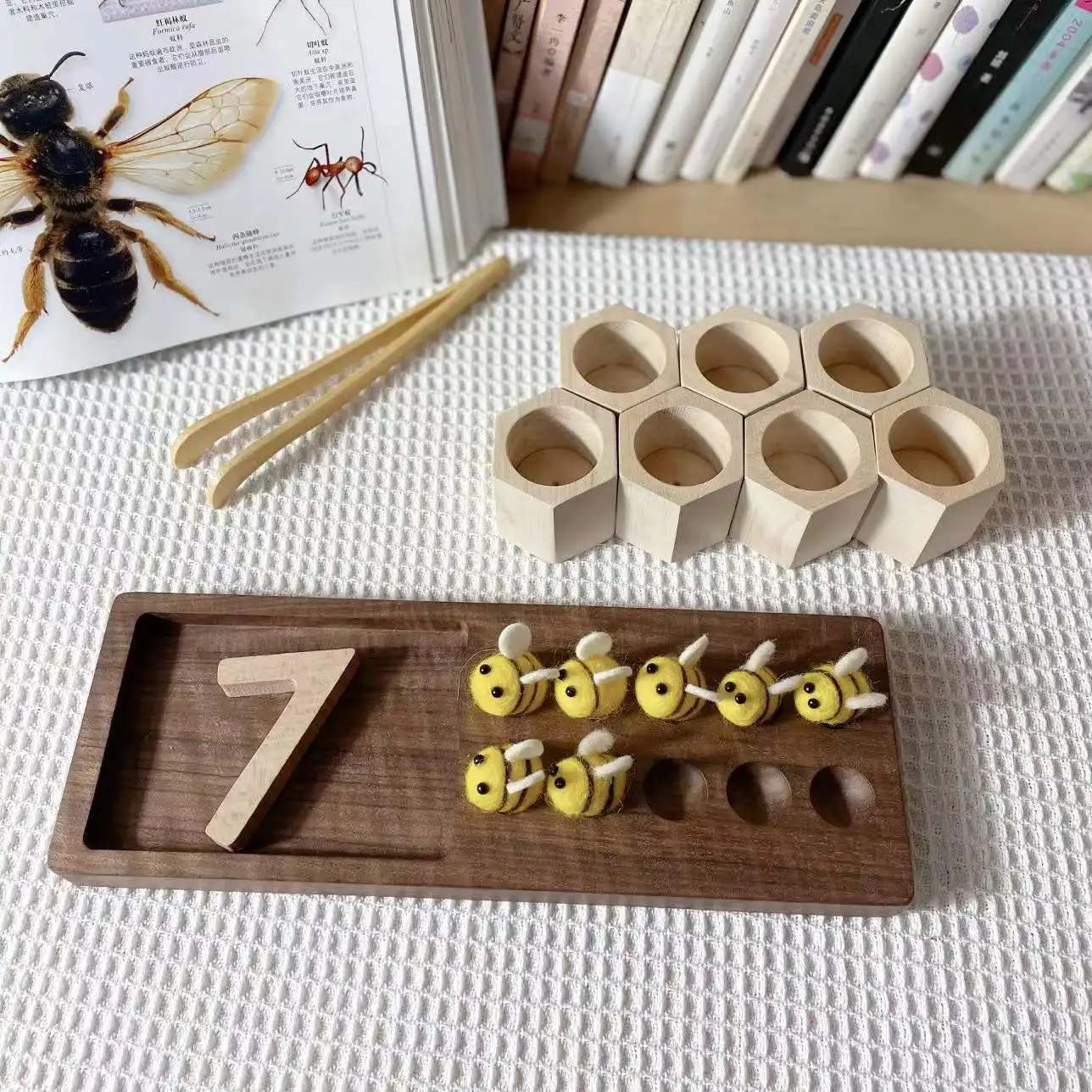 Wooden Honeycomb Bee Hive & Felt Bee Set Wood Beehives Sorting Game Montessori Toys