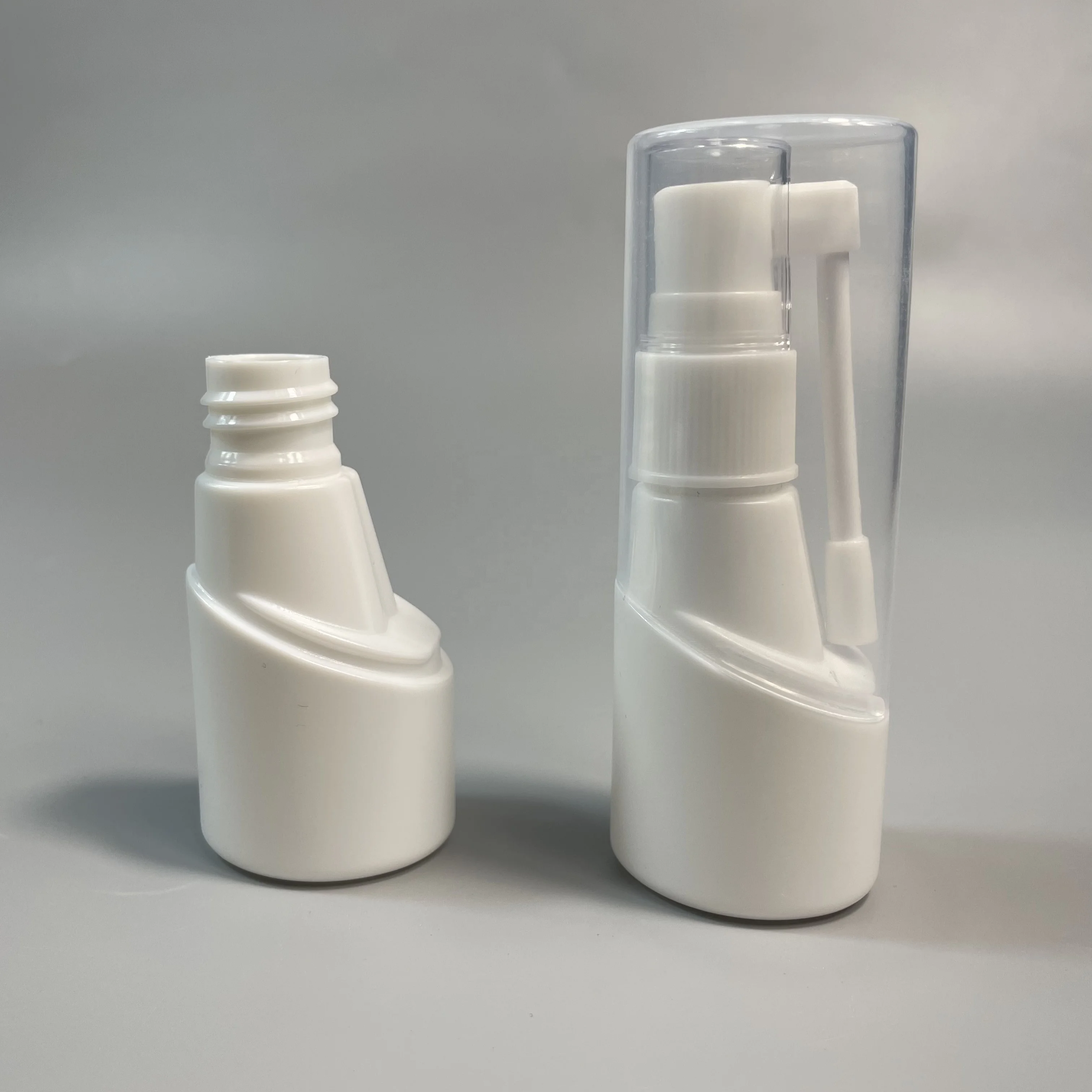 18/410 White Plastic Medical Nasal Spray With Long Nozzle White Mouth Nasal Throat 30ml Spray Pump Bottle