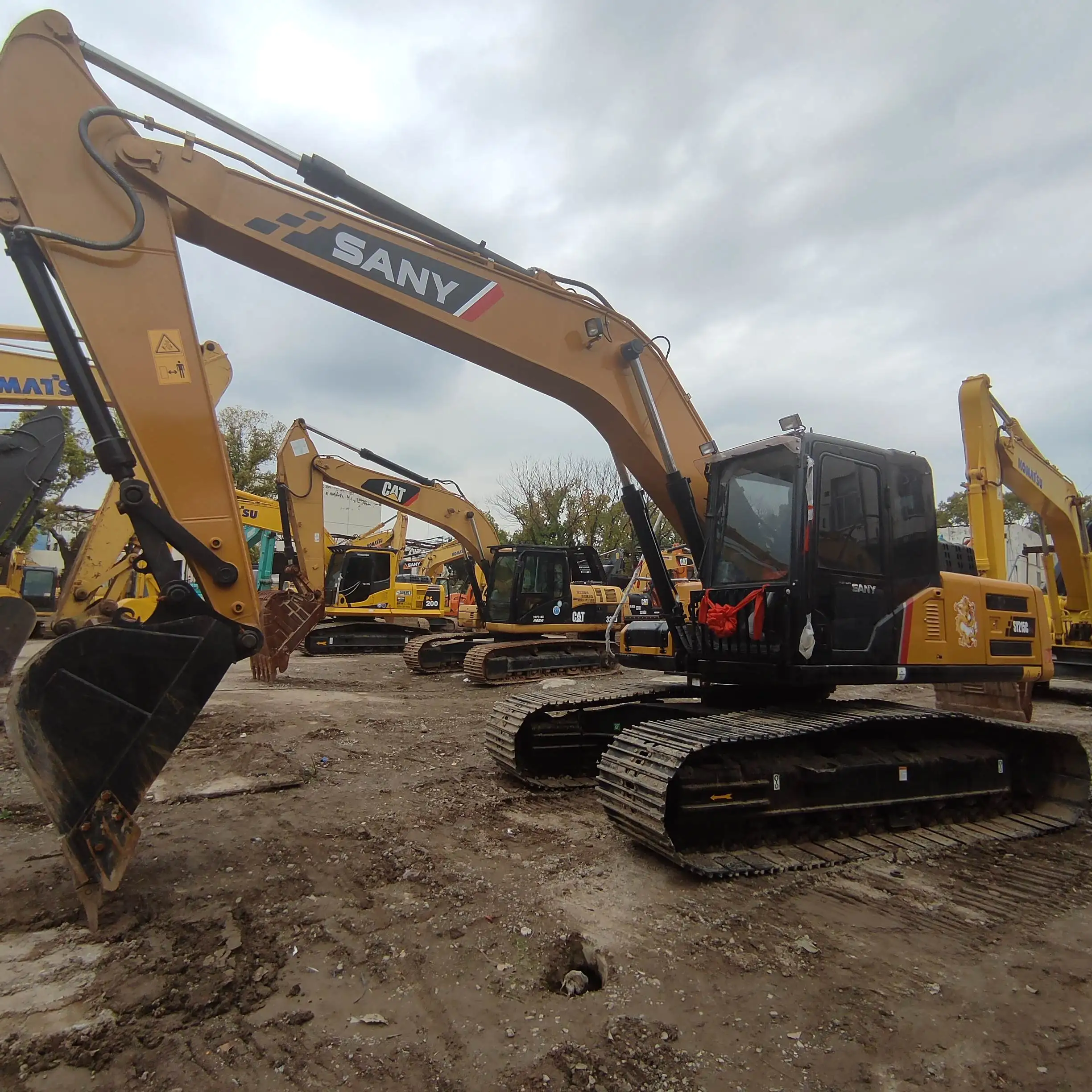 used  Chinese Medium Excavator 20 Ton SANY Excavators  Low Price  SANY SY215C Used Crawler Excavator for sale
