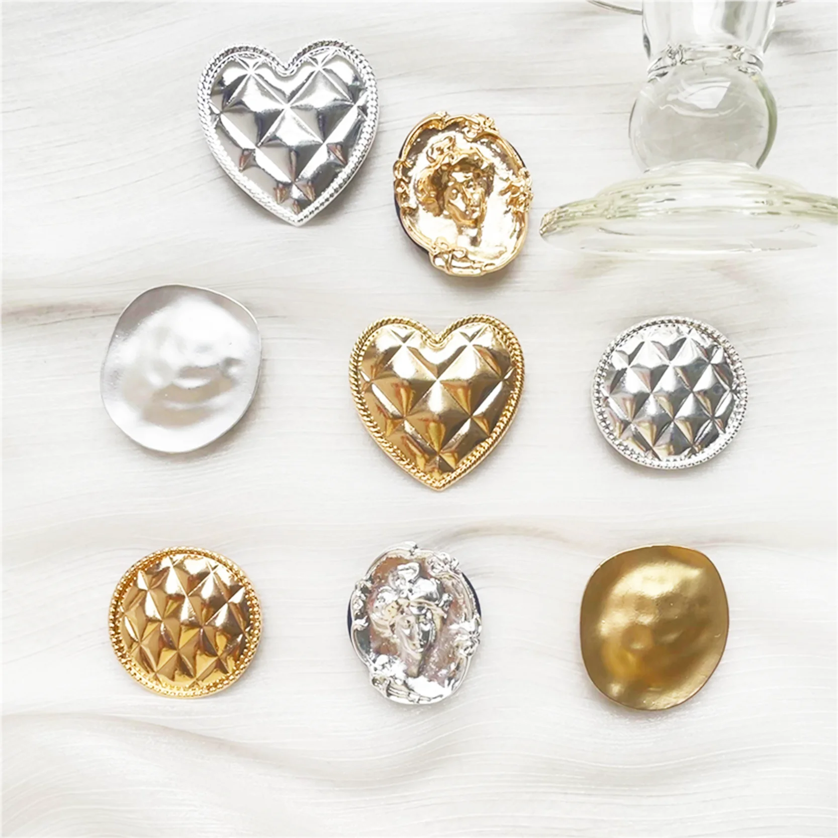 Electroplated Metal Silver DIY Mobile Phone Socket Bracket Creative Desktop Mobile Phone Holder Popular  Phone Grip Custom Logo