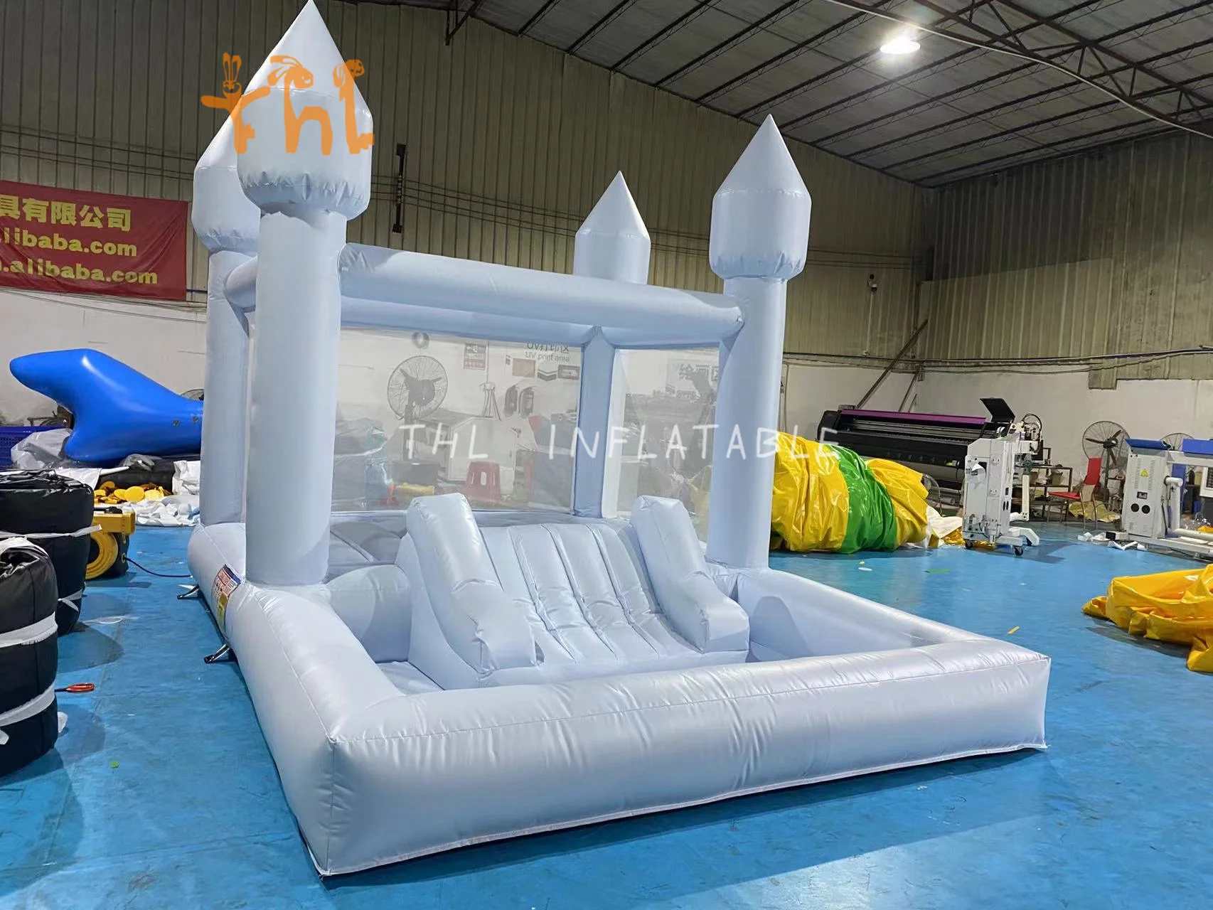 Commercial PVC Bounce House Inflatable Bouncer White Bounce House With Ball Pit For Kids Party