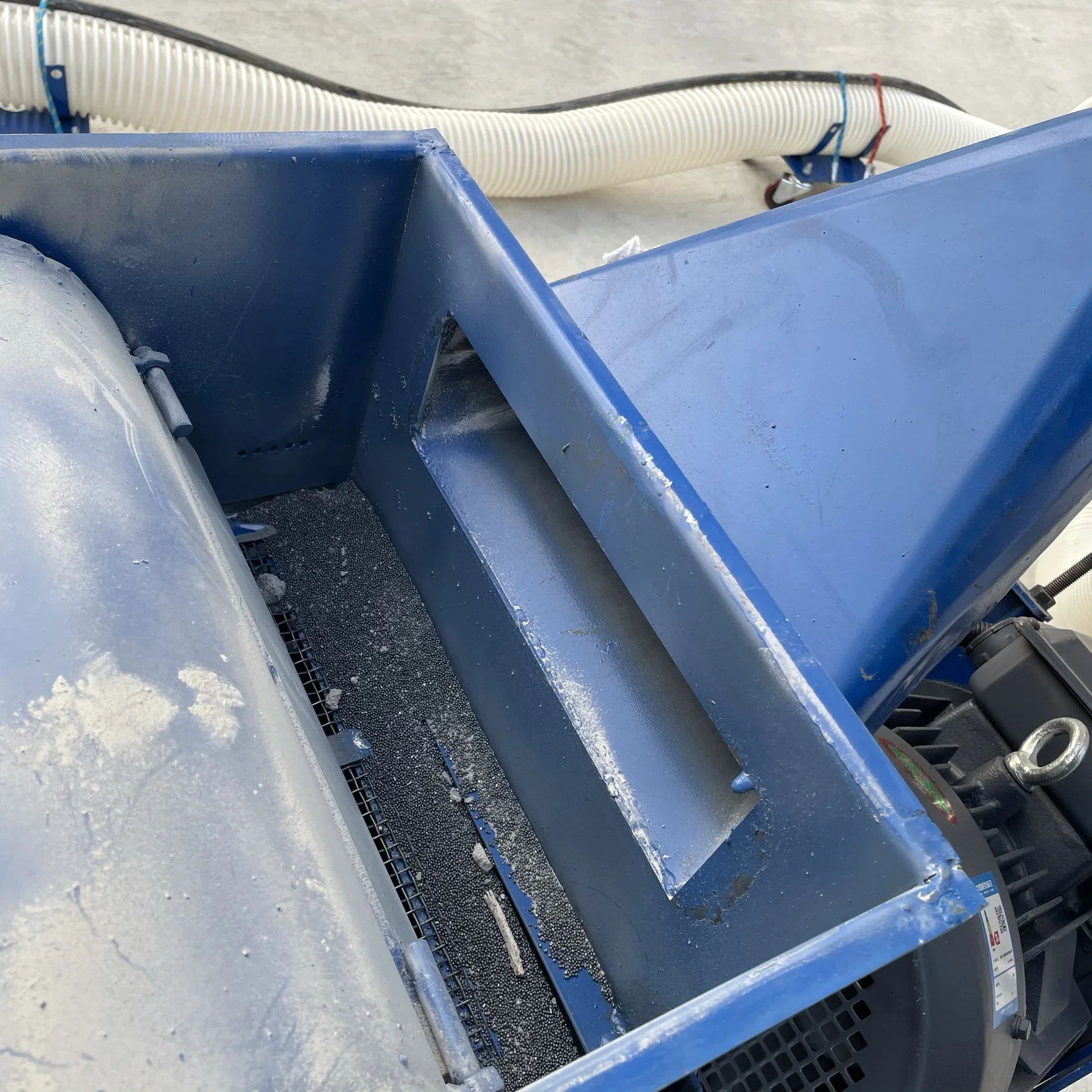 8 Concrete Shot Blaster Road Shot Blasting Machine Airport Road Surface Shot Blasting Machine
