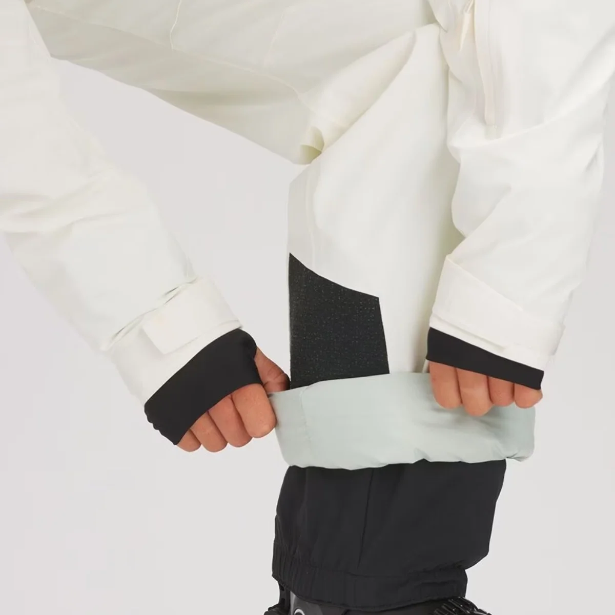 Wholesale Custom Winter Sport Snowsuit Waterproof Windproof Breathable Adult One Piece Ski Snow Suit Women