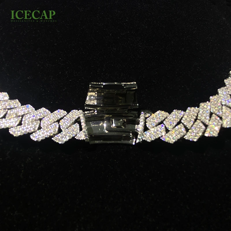 Luxury Fashion Custom Necklace S925 Sterling Silver Cuban Link Chain D VVS1 Diamond Moissaite Chain For Men And Women