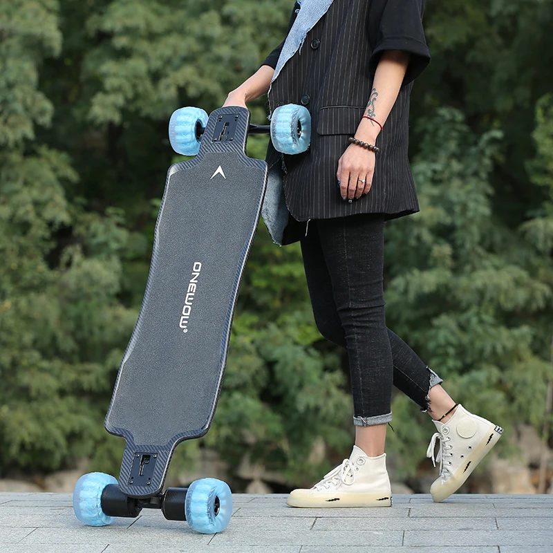 
High end 3200W powerful direct drive electric skateboard with Caved Carbon Fiber deck in hot sales! 