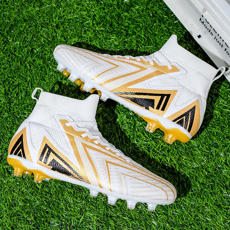 Luson Factory Custom wholesale Hot sale Cheap Outdoor Football Shoes Chuteiras Sepatu Indoor Soccer Shoes For Men