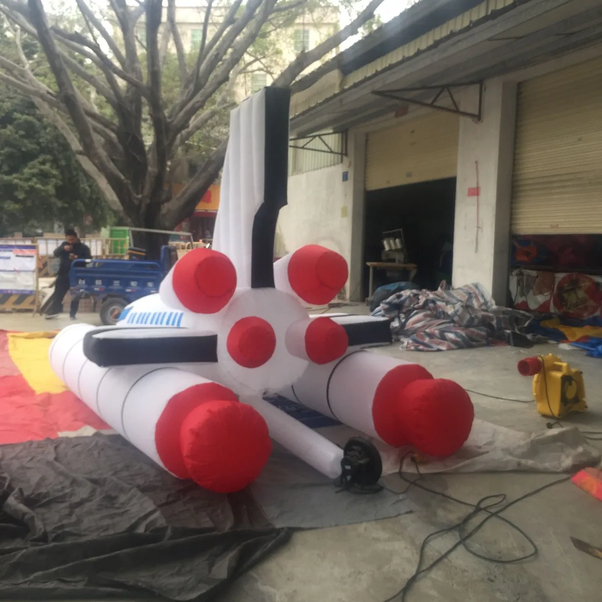 Customized Outdoor Decoration With Aviation Theme Inflatable Rockets Inflatable Aircraft for Science Education Exhibition