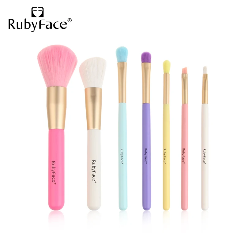 Wholesale stock 2020 new products RubyFace  7pcs rainbow  makeup Brush set wood handle cosmetic tools
