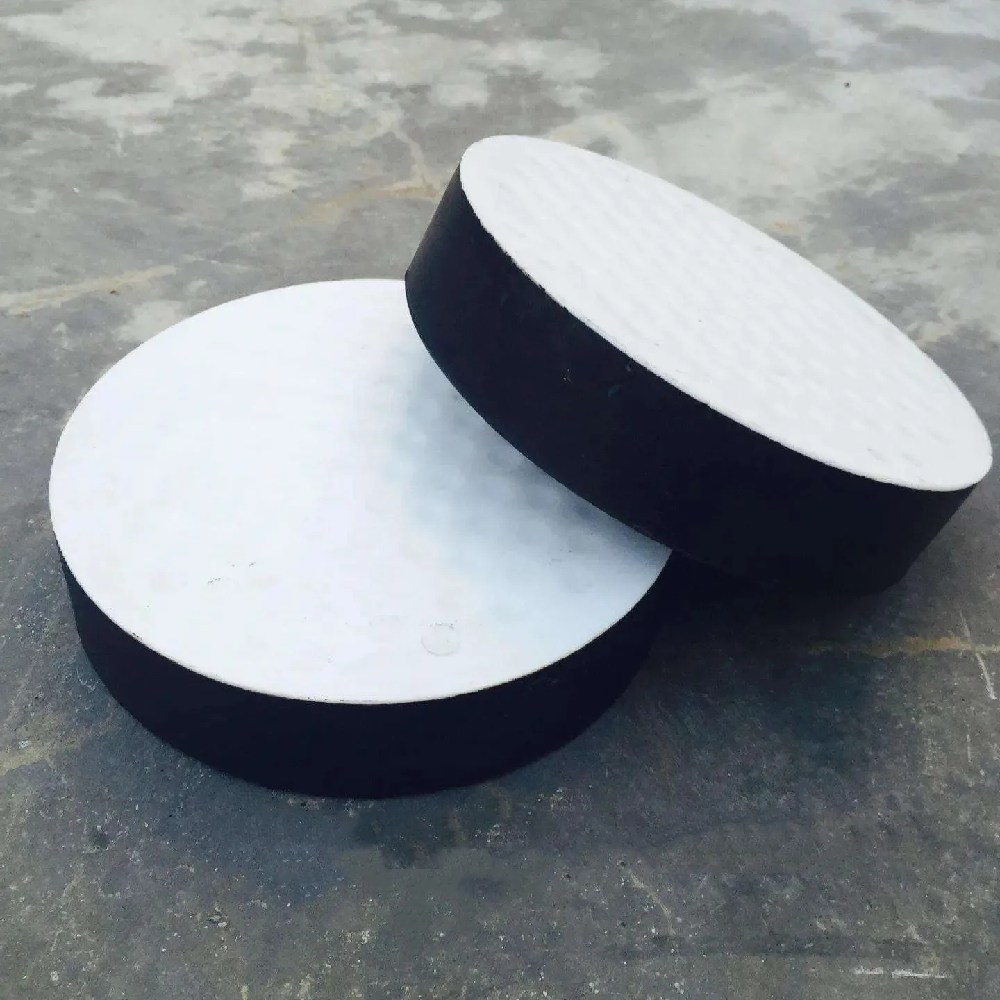 Seismic isolation bridge support rubber elastomeric bearing pad