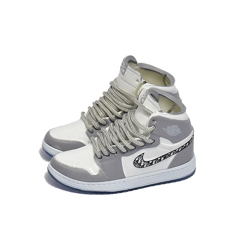 wholesale high quality1/6 scale sneaker keychain with box 3d rubber mini sneaker AJ1 mini shoe  bulk mini-sneaker-keychains